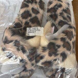 Leopard Print Women's Slippers